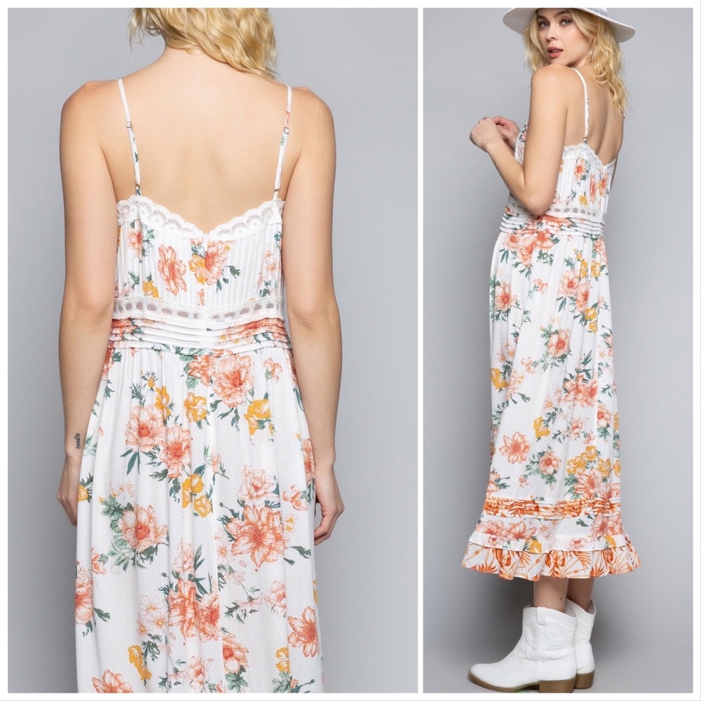 A Summer’s Delight in Florals Woven Dress - Picture 4 of 13